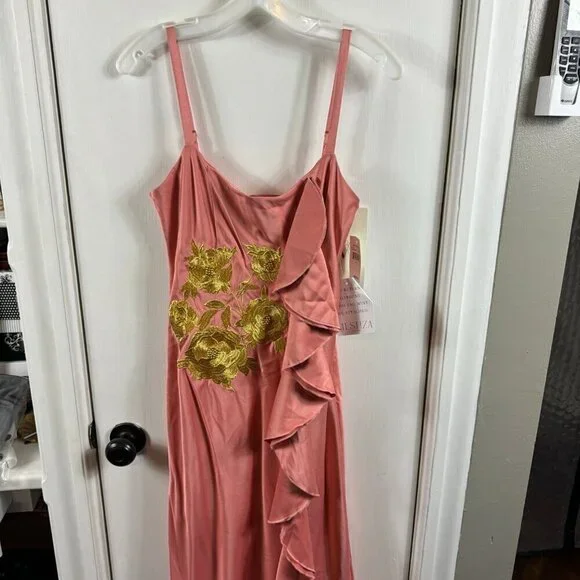 Mestiza New York Pink Satin Floral Appliqué Ruffle Gown Size 8
